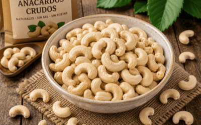 Anacardos crudos: qué son, cómo utilizarlos y en qué se diferencian de los tostados